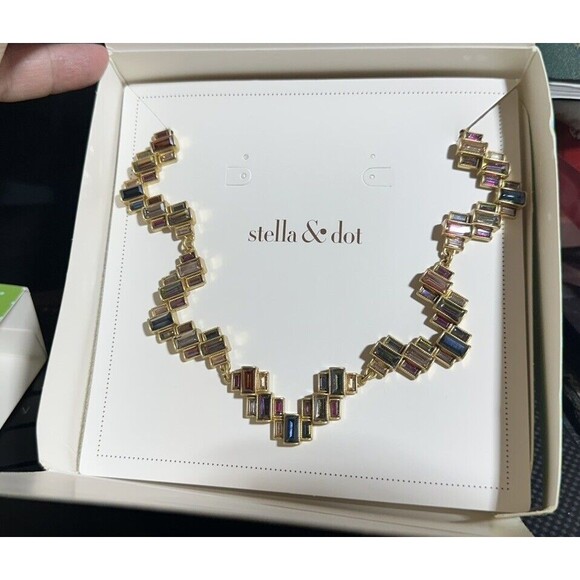 STELLA & DOT Hatley Baguette Multicolor Necklace Statement NIB - Picture 2 of 3
